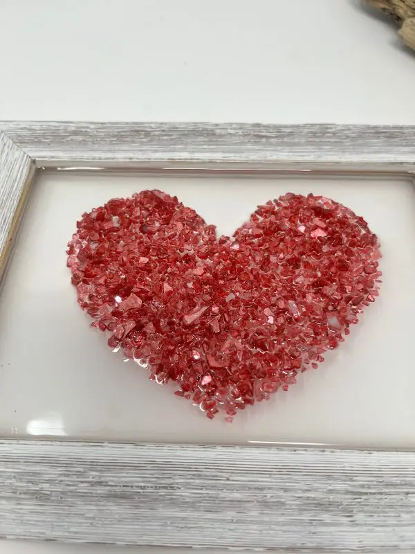 Red Heart Wall Resin Art - Image 6