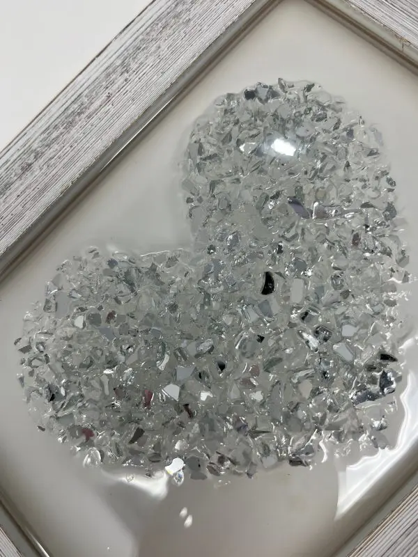 Silver Heart Resin Art - Image 7