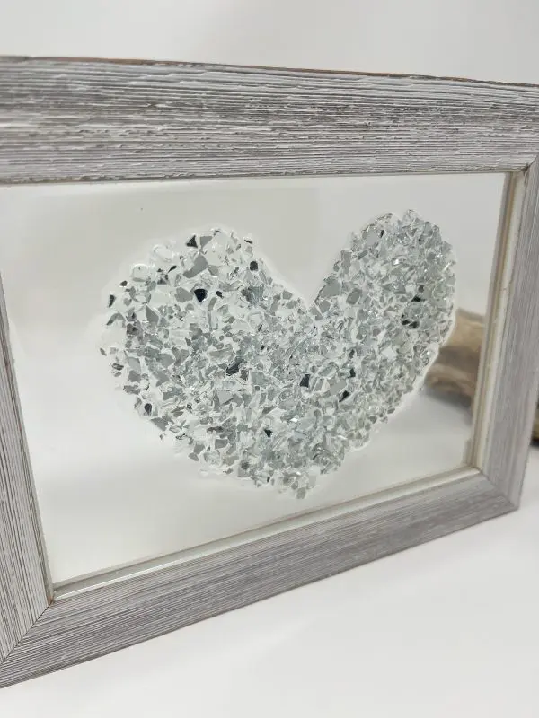 Silver Heart Resin Art - Image 2