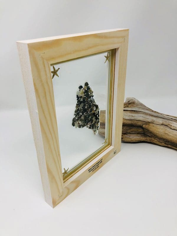 Maine pebble resin wall art