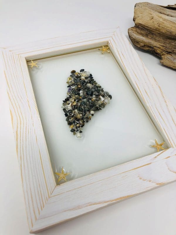 multi colored maine pebble resin art