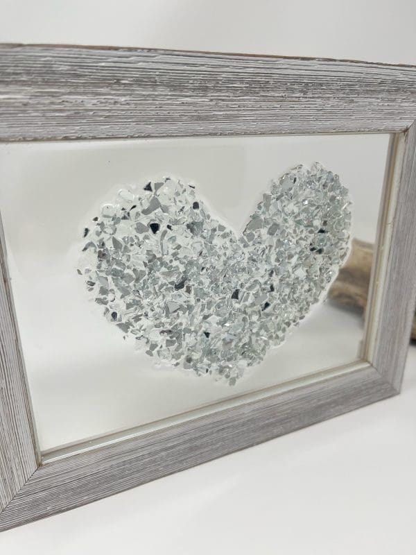 Silver Heart Resin Art - Image 2